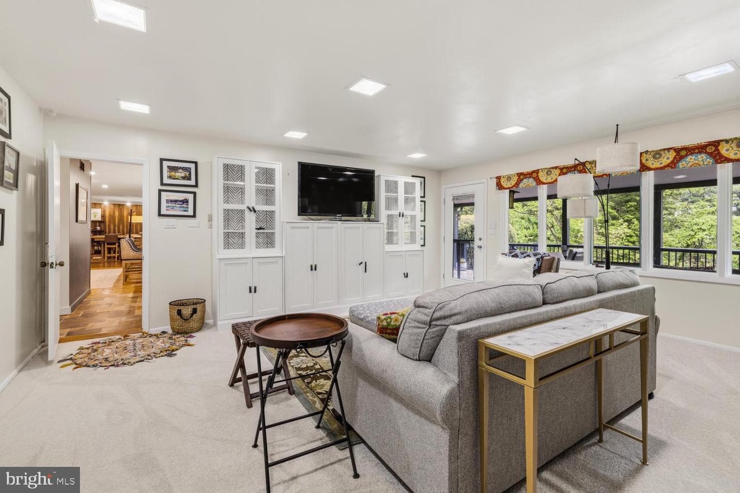 1074 Pheasant Road photo 18