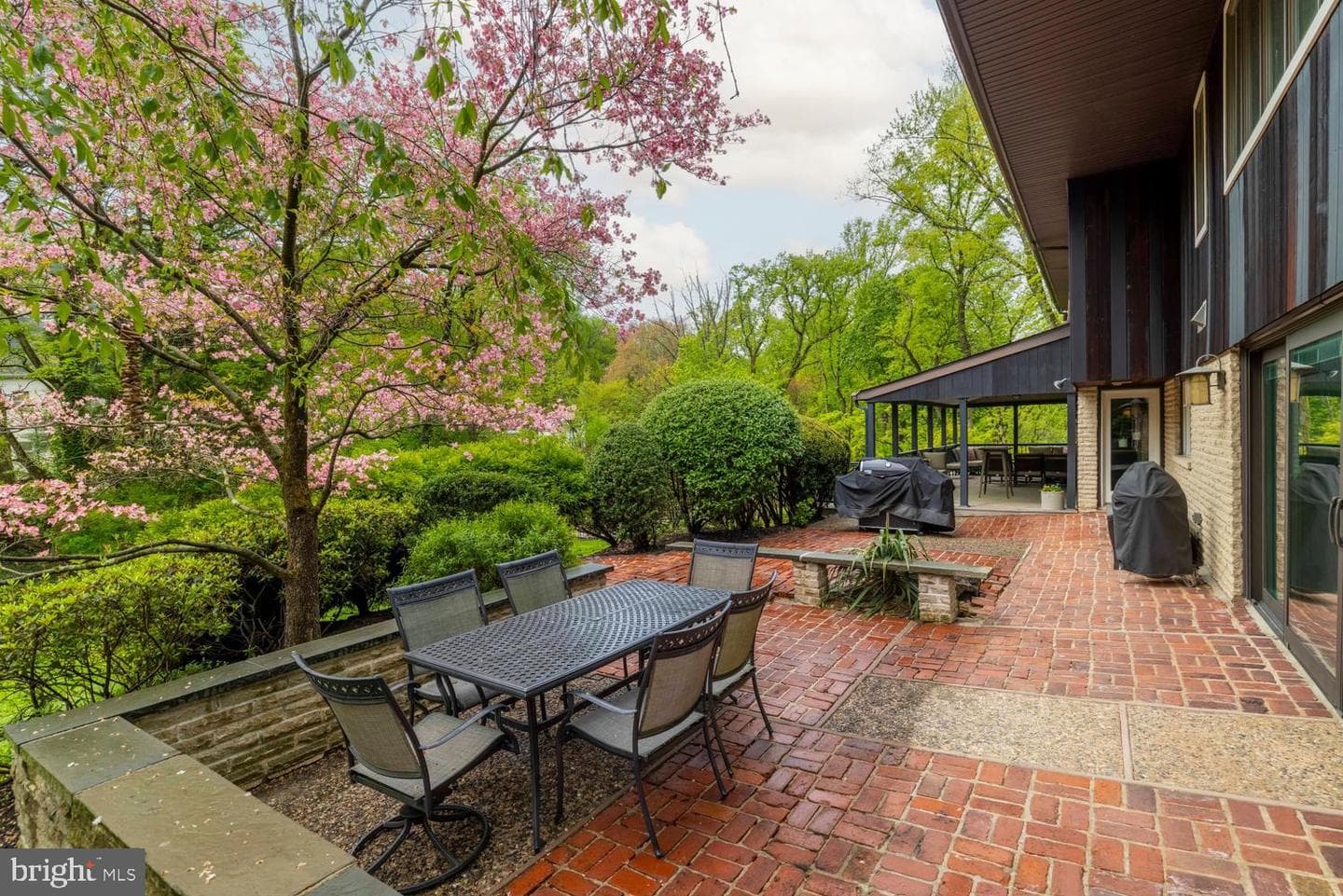 1074 Pheasant Road photo 36