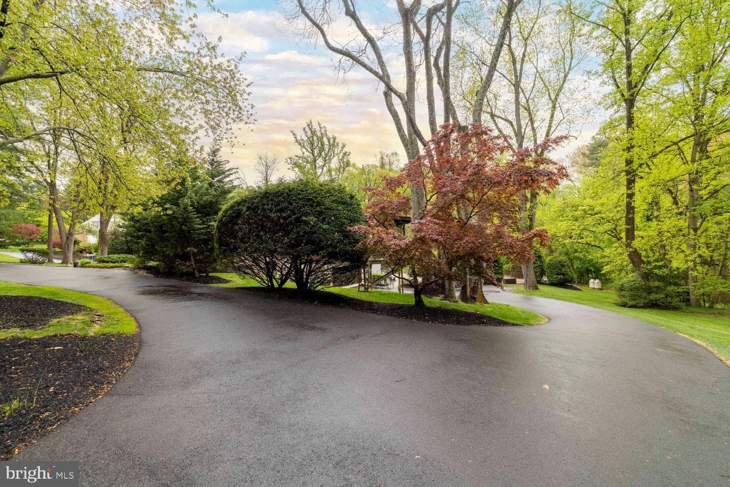 1074 Pheasant Road photo 48