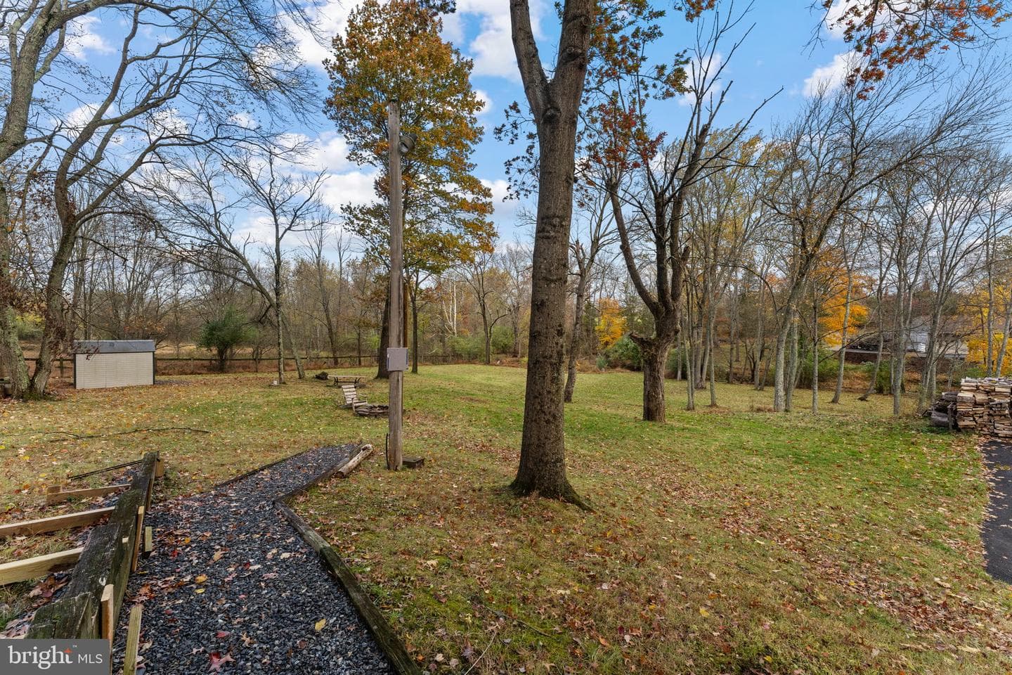 209 Township Line Road photo 38