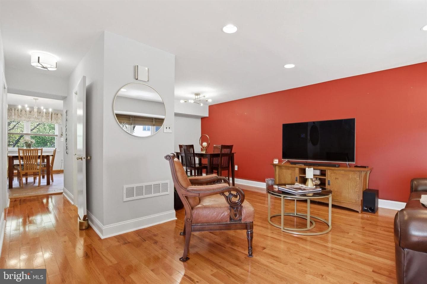 286 Birch Drive photo 4