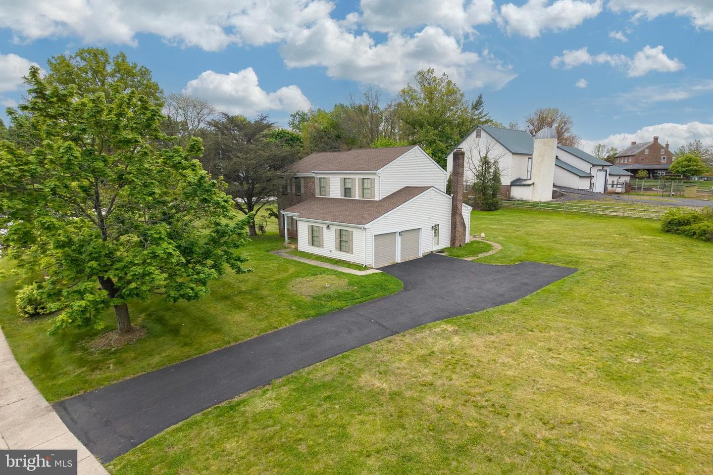 892 Carriage Way photo 49