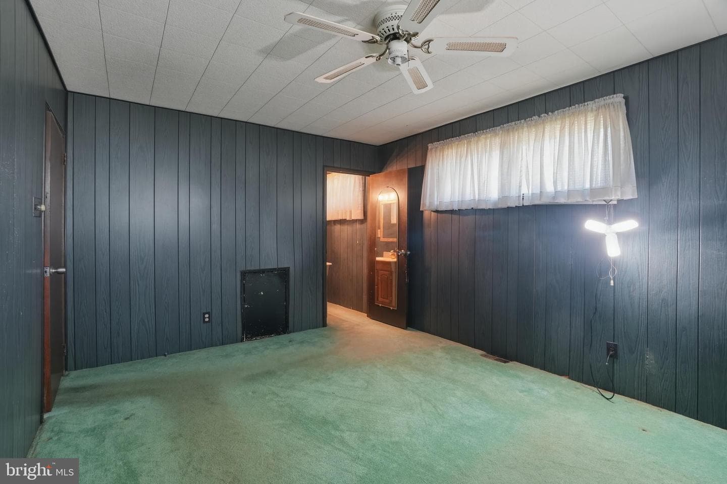 2110 Chestnut photo 37