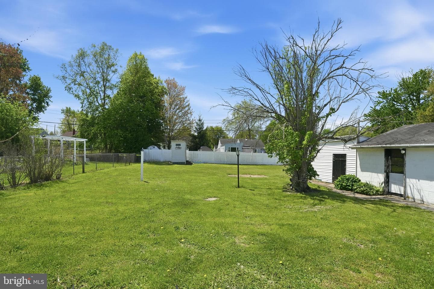 2110 Chestnut photo 7