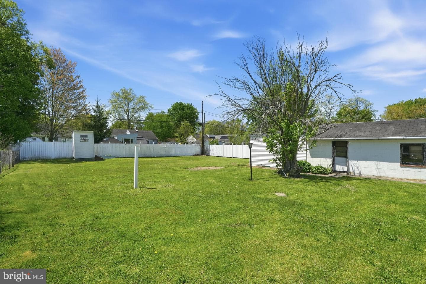 2110 Chestnut photo 8