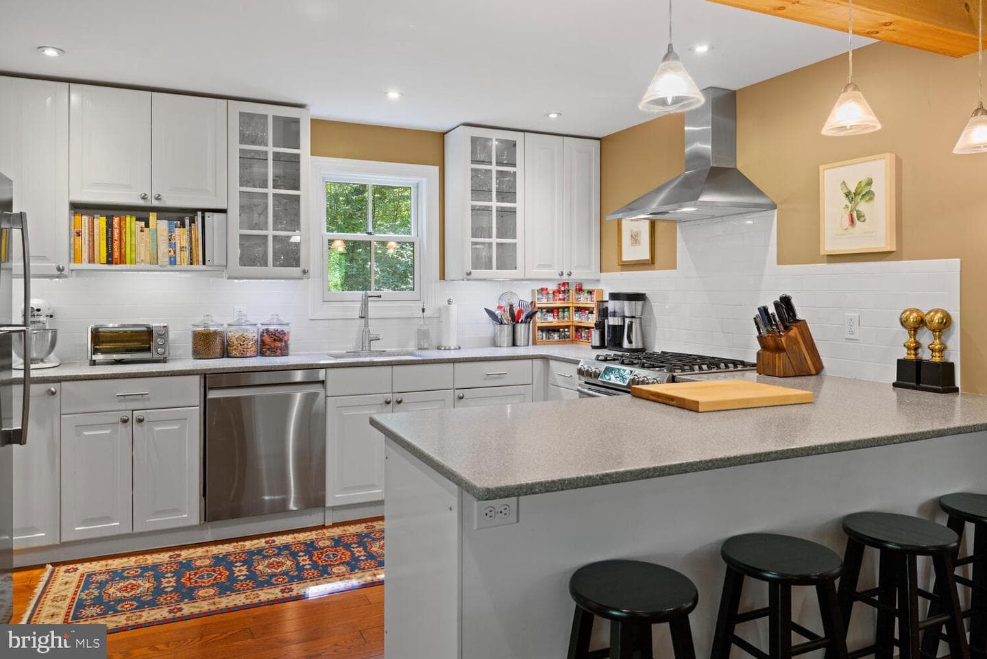 7 Walt Lane photo 11
