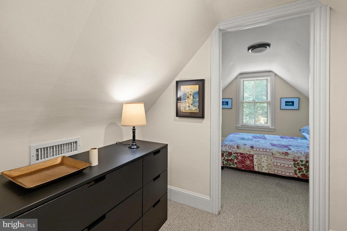 7 Walt Lane photo 24