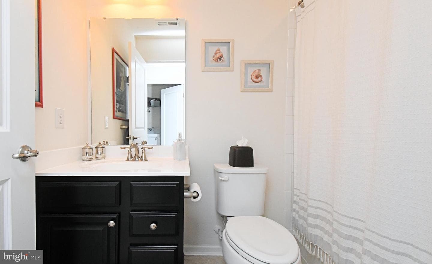 1717 Lisa Court photo 17