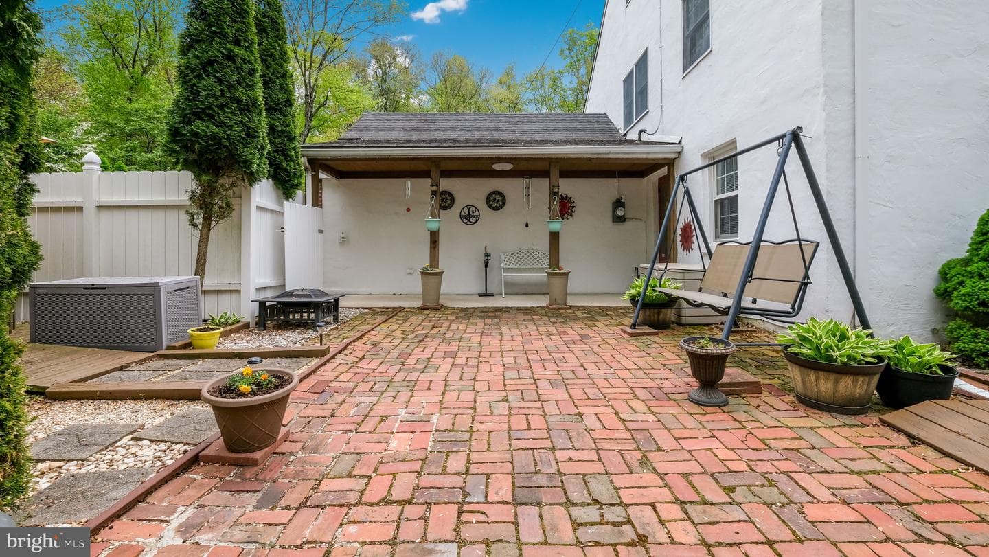 405 Toland Drive photo 41