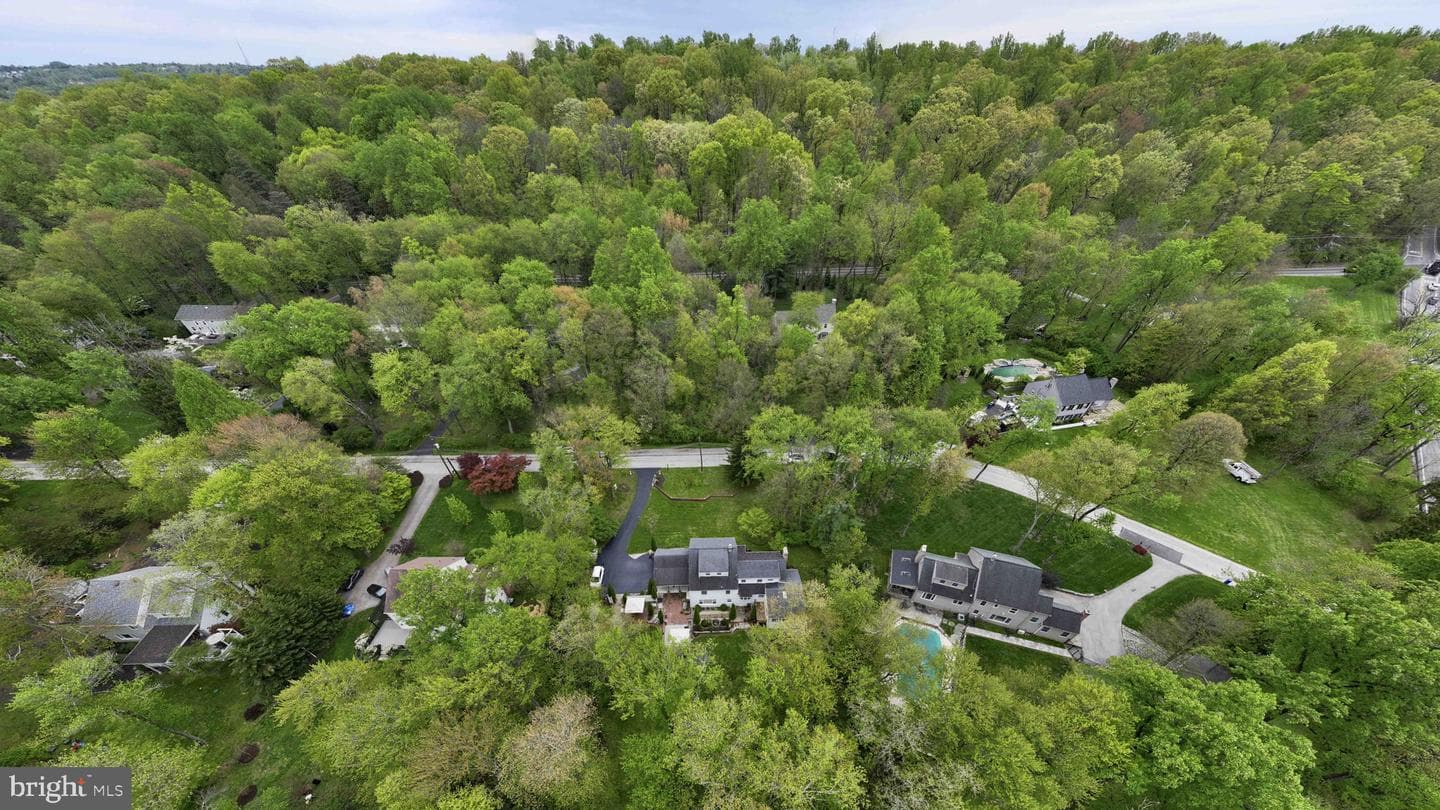 405 Toland Drive photo 45