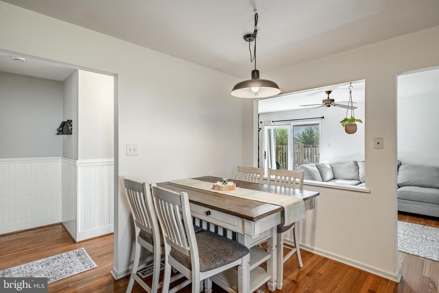 149 Winding Way photo 11