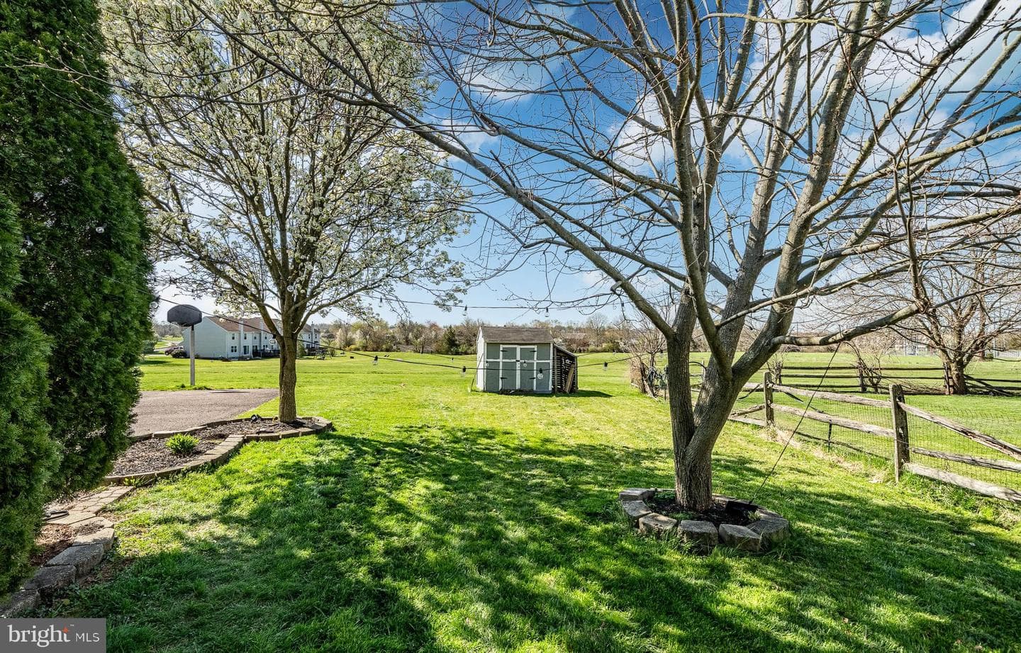 149 Winding Way photo 39