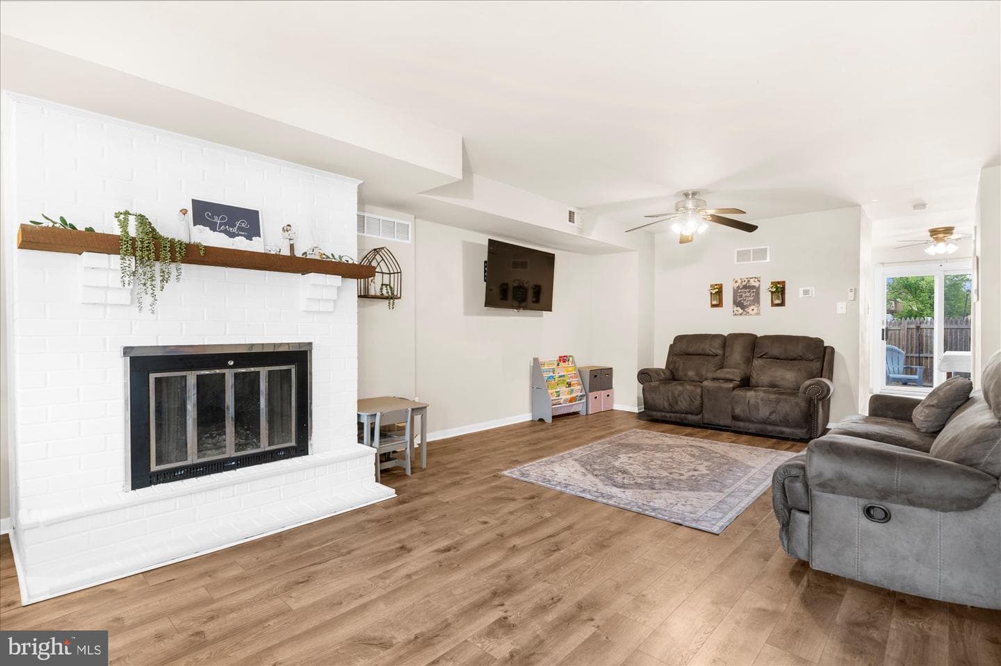 1802 Walnut Ridge Estate photo 5