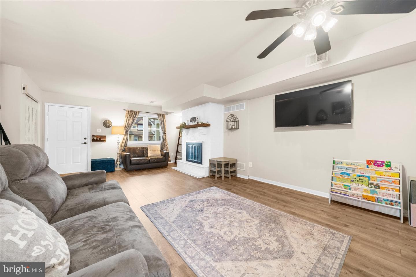 1802 Walnut Ridge Estate photo 9