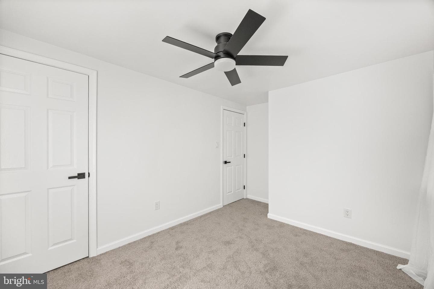 323 Edgewood Avenue photo 29