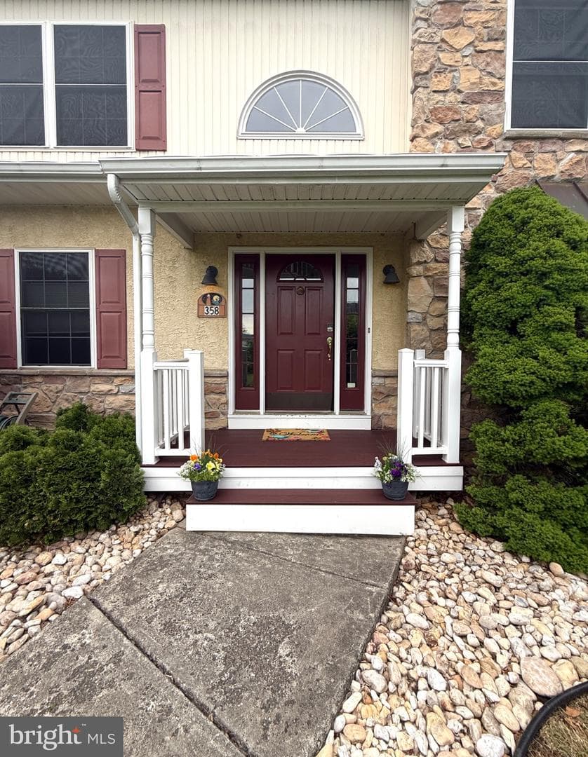 358 Peachtree Drive photo 4