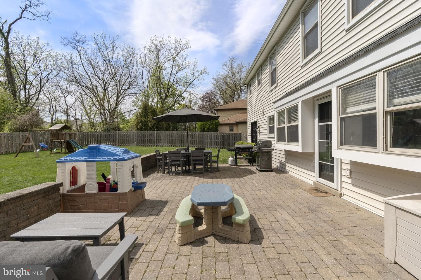 862 Village Circle photo 46