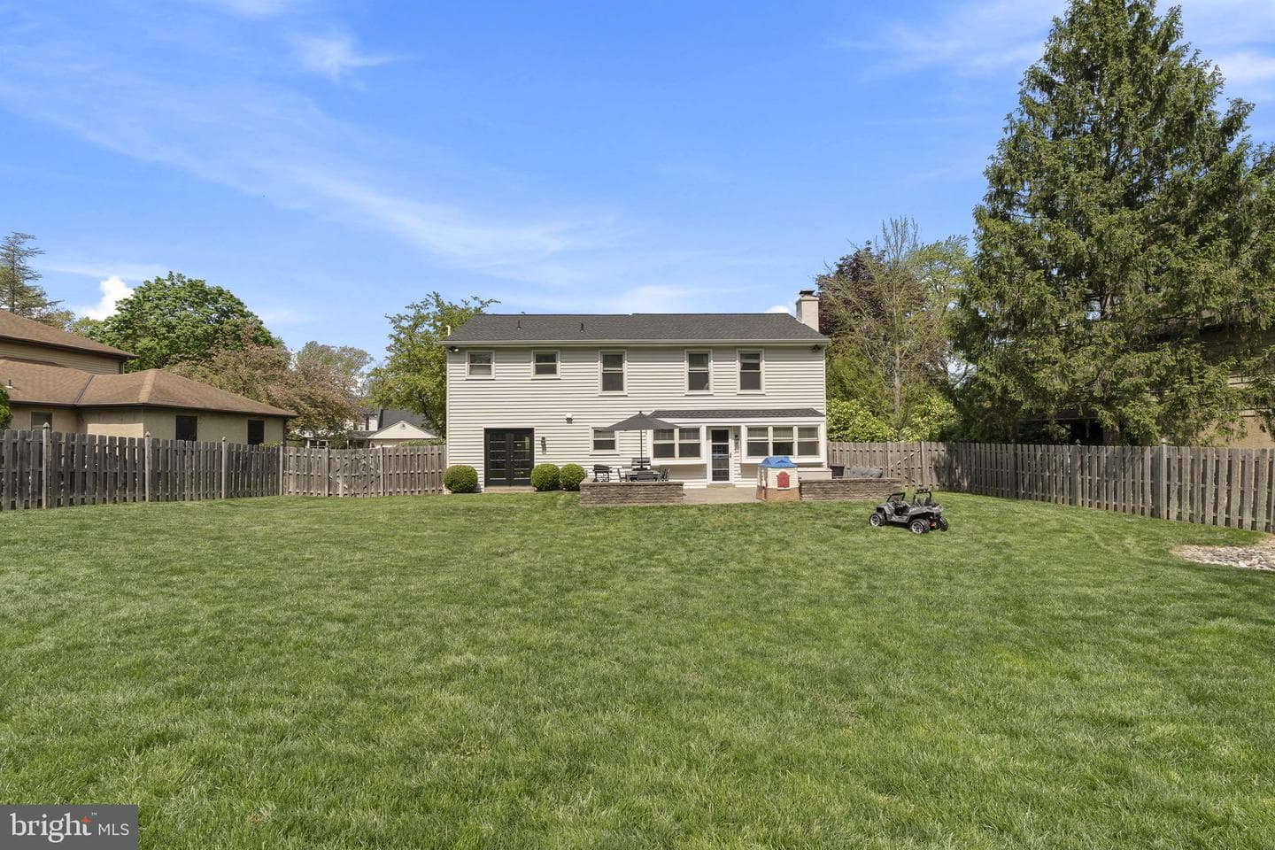 862 Village Circle photo 48