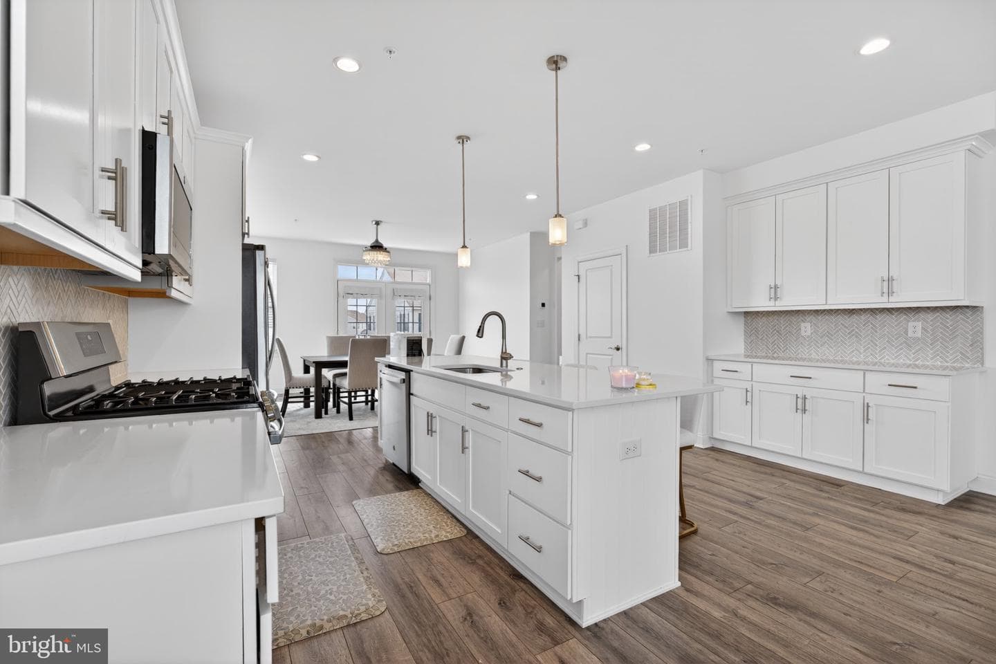 124 Everleigh Drive photo 3
