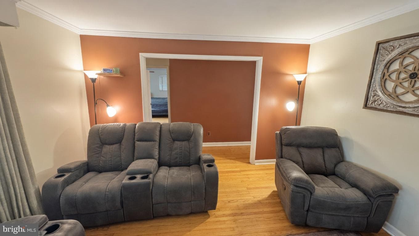 810 N Limekiln Pike photo 27