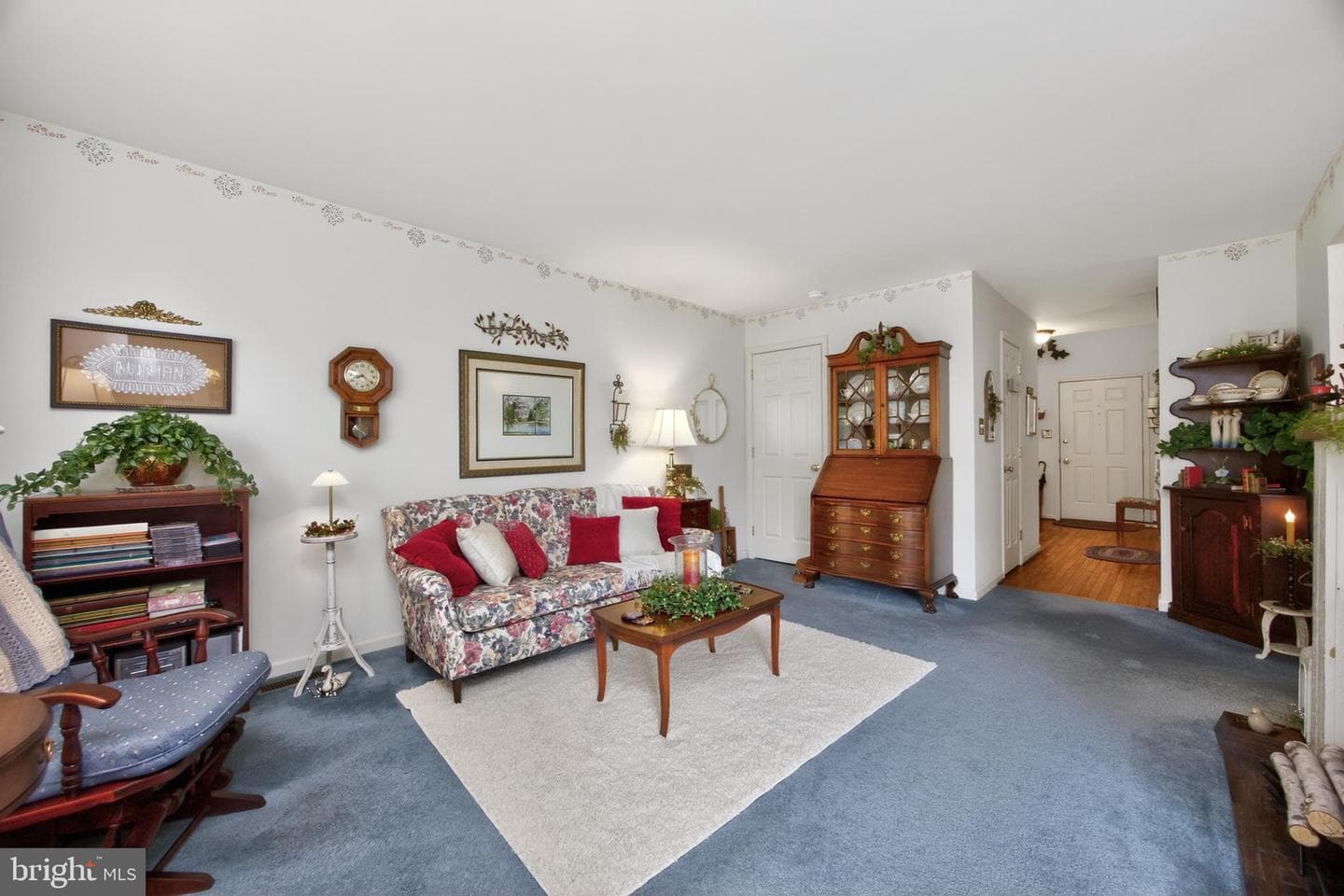 142 Bartlett Court photo 14