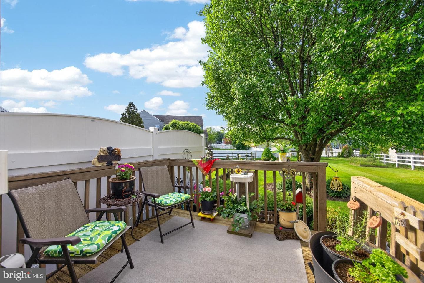 142 Bartlett Court photo 35