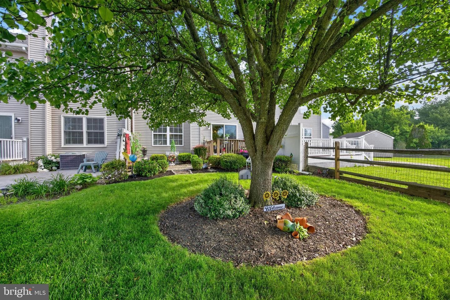 142 Bartlett Court photo 40