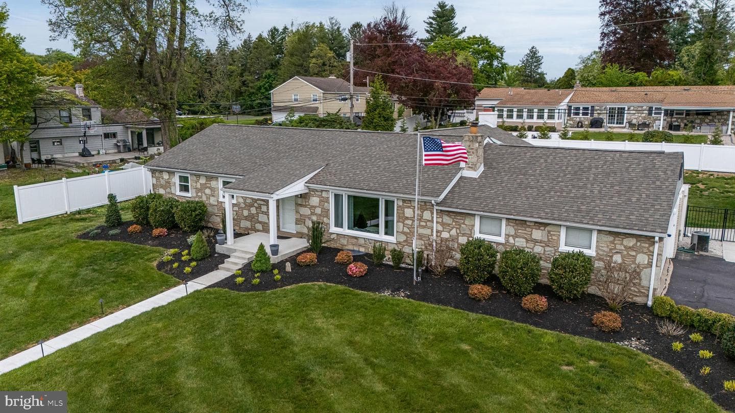 3936 Martin Road photo 60
