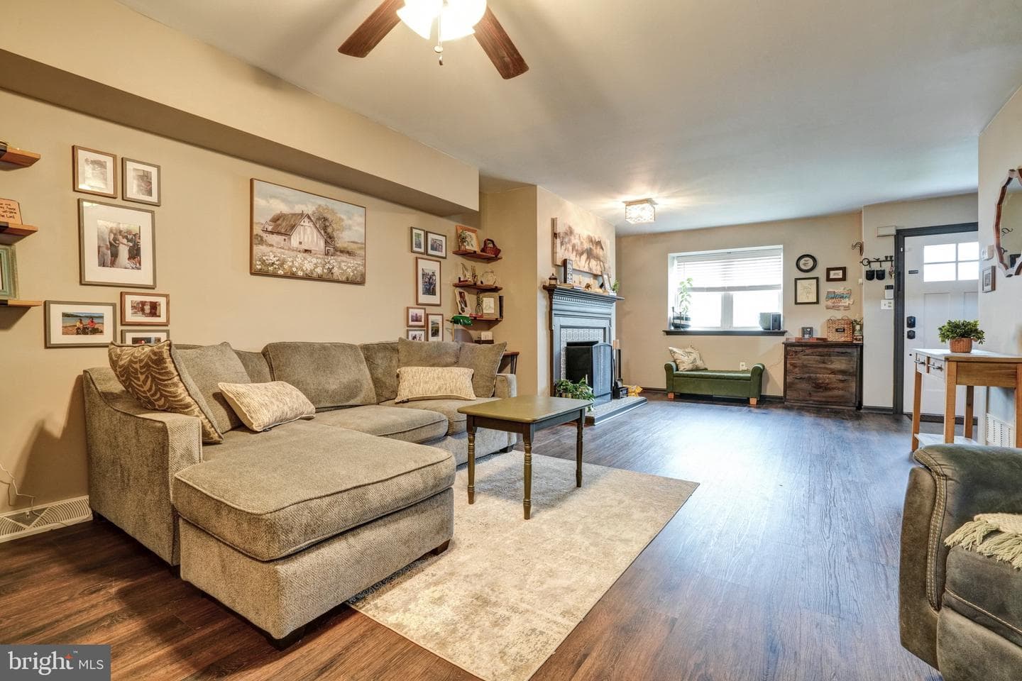 2489 Dragon Circle photo 6