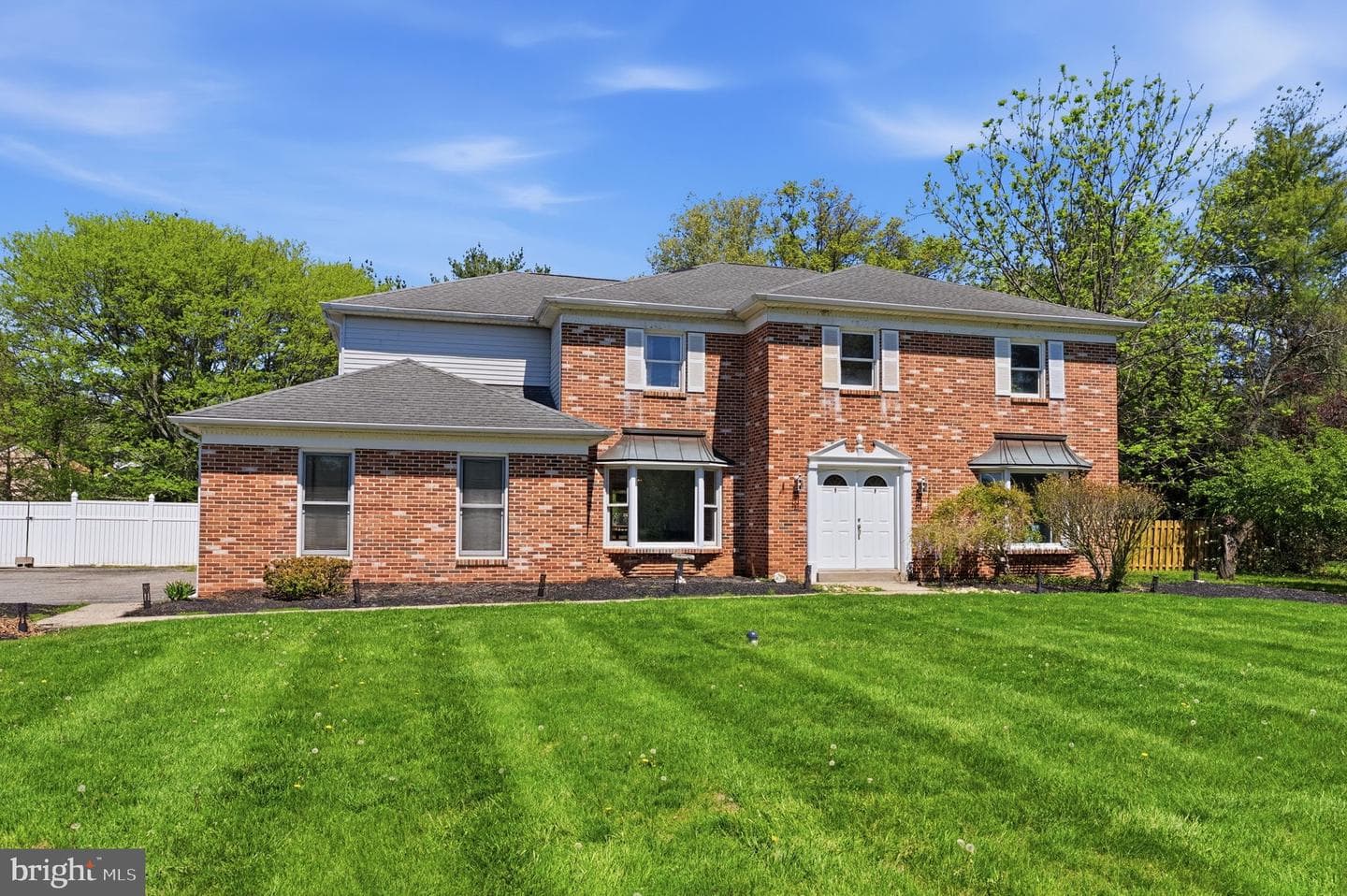605 Wyndrise Drive photo 3