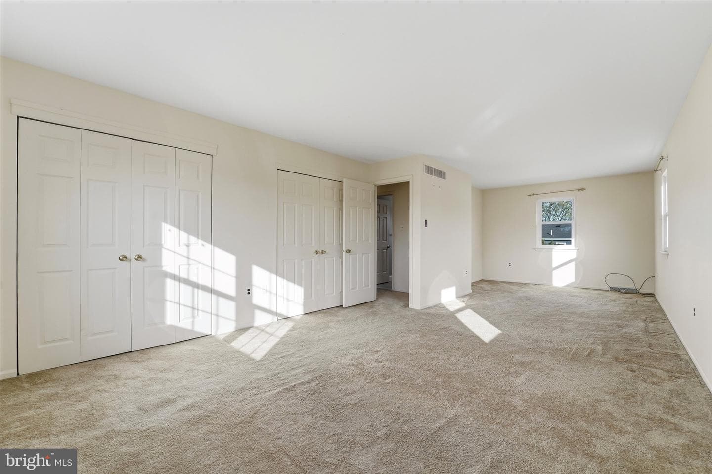 305 Roesch Avenue photo 22
