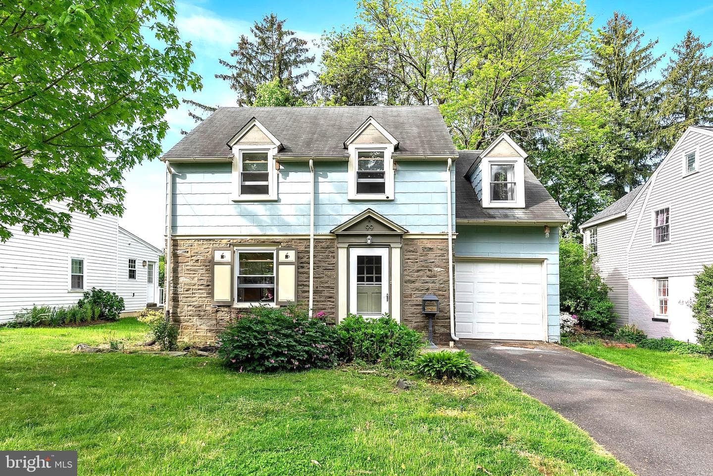99 Runnymede Avenue