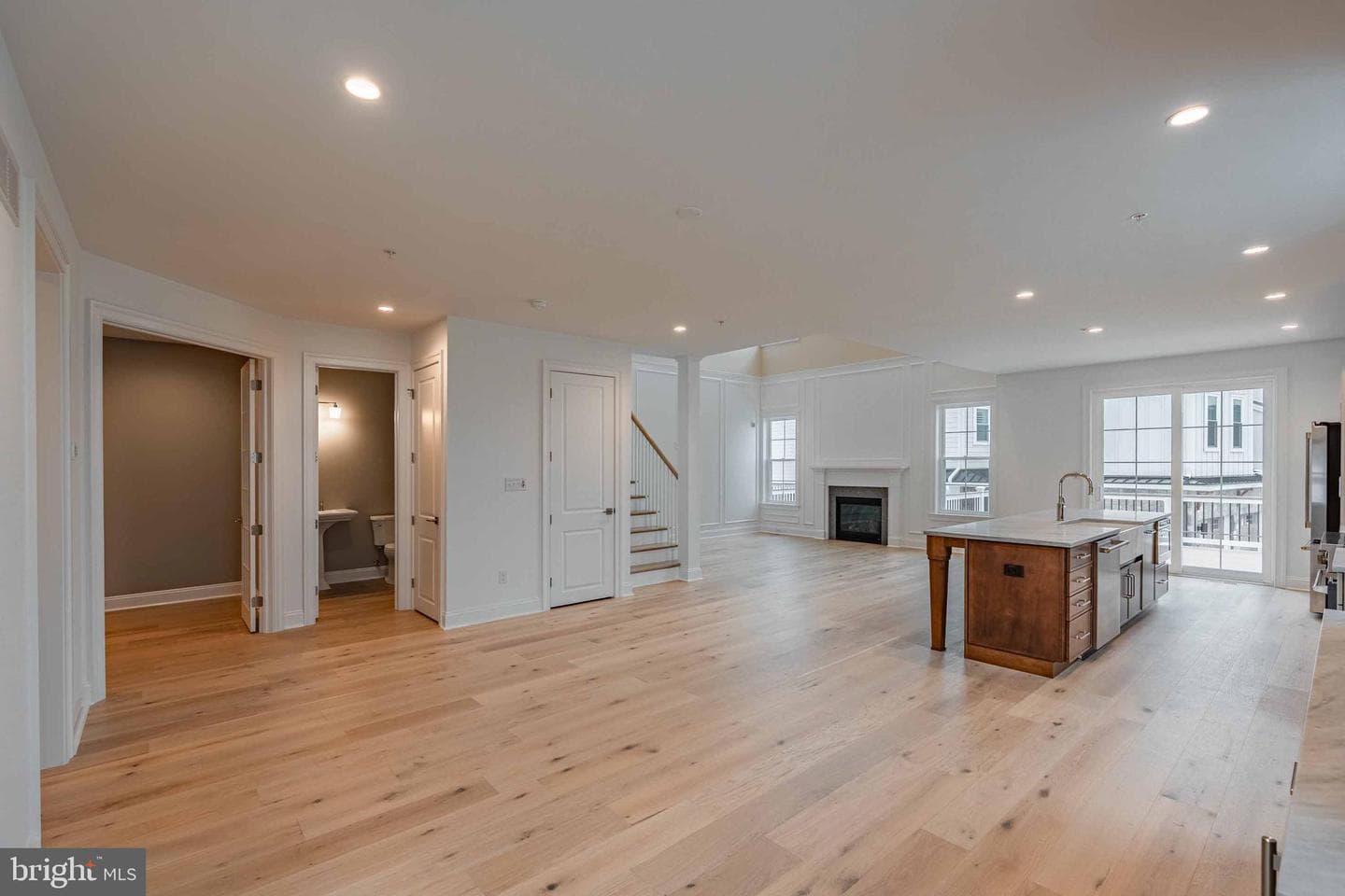 730 Emory Ct. photo 10