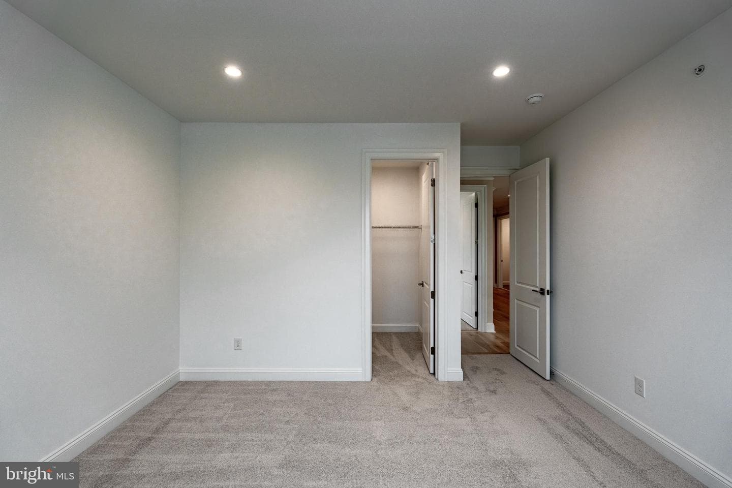 730 Emory Ct. photo 20