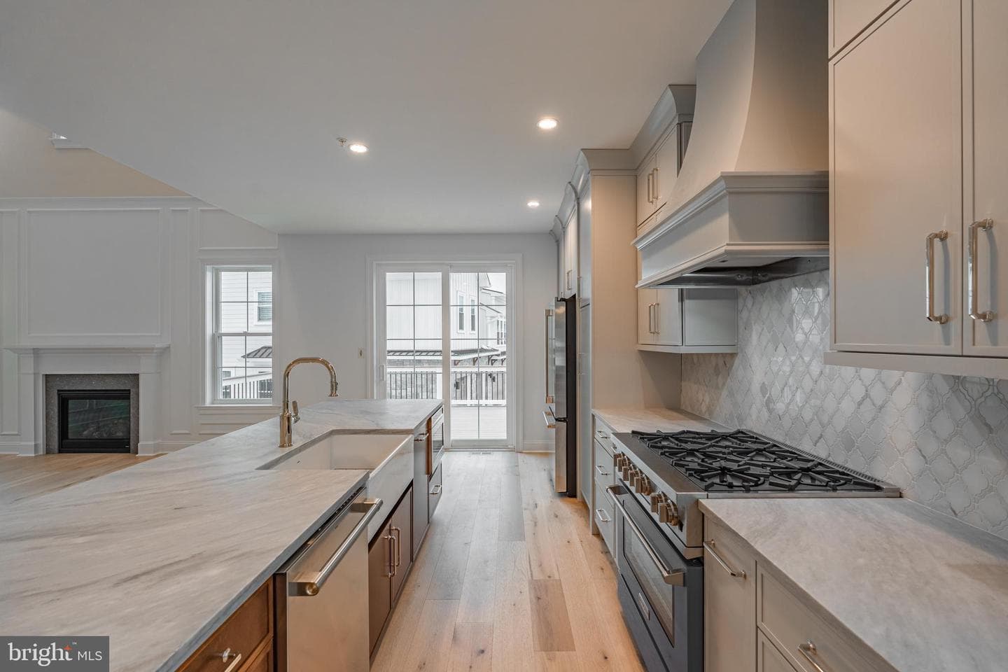 730 Emory Ct. photo 7