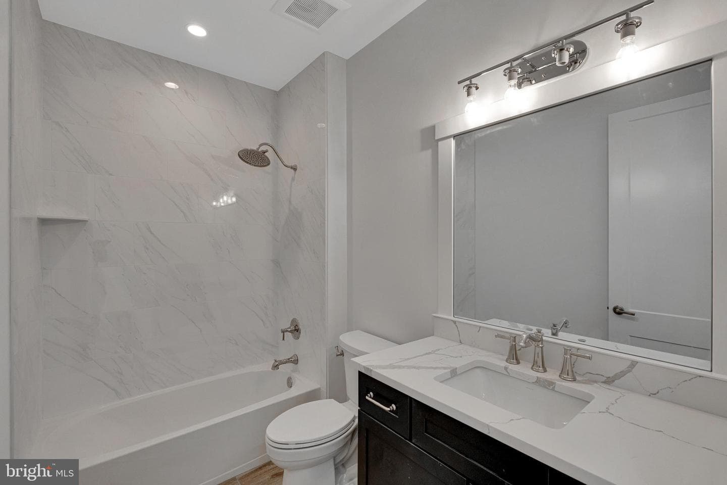 734 Emory Ct. photo 5