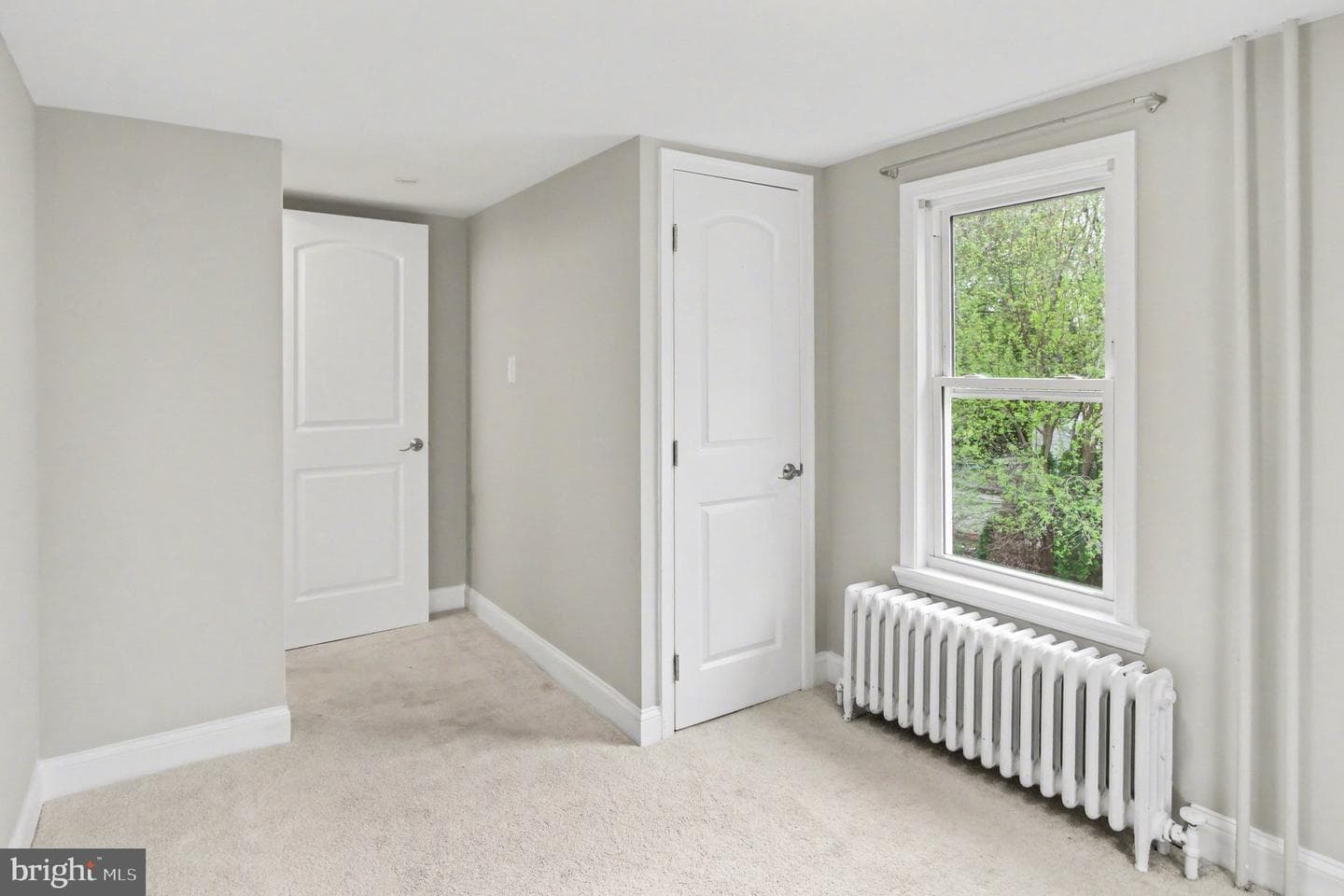 511 East Avenue photo 17