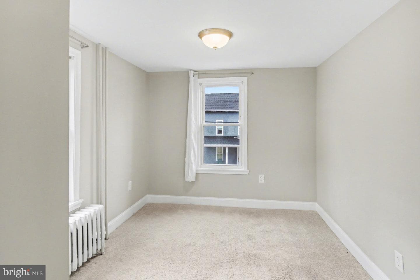 511 East Avenue photo 20