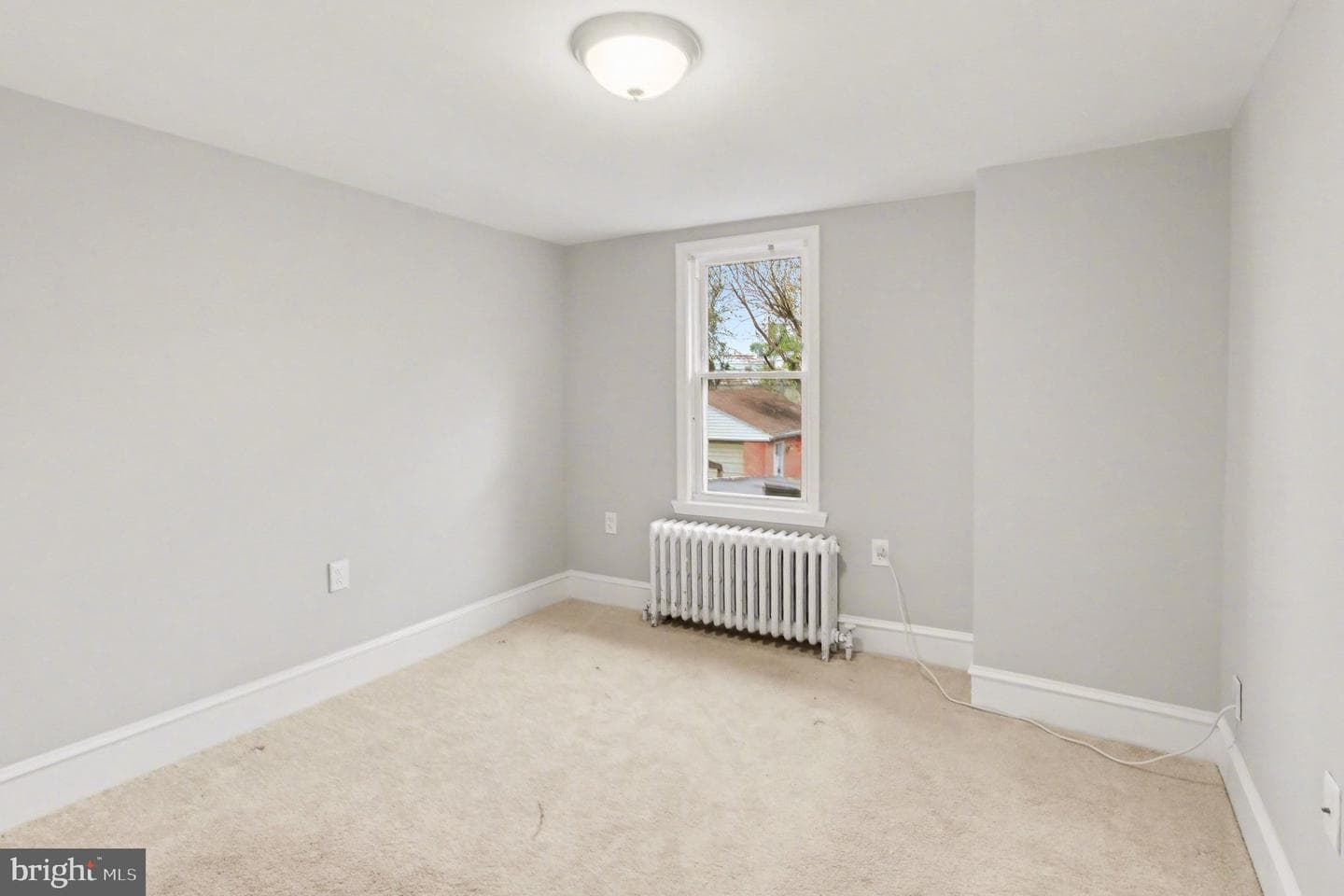 511 East Avenue photo 24