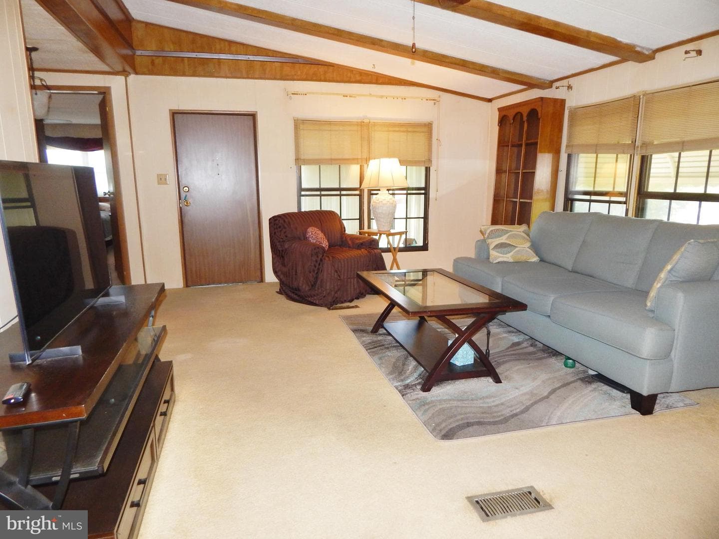 212 Fox Chase Court photo 4