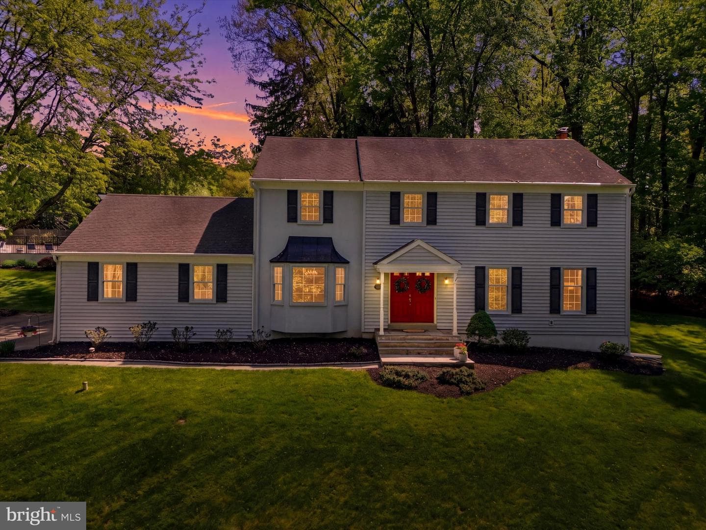 1089 Broadview Road photo 2