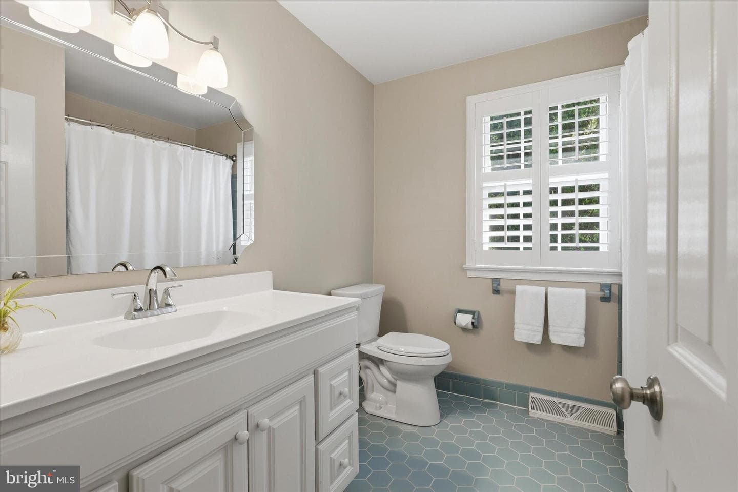 1089 Broadview Road photo 34