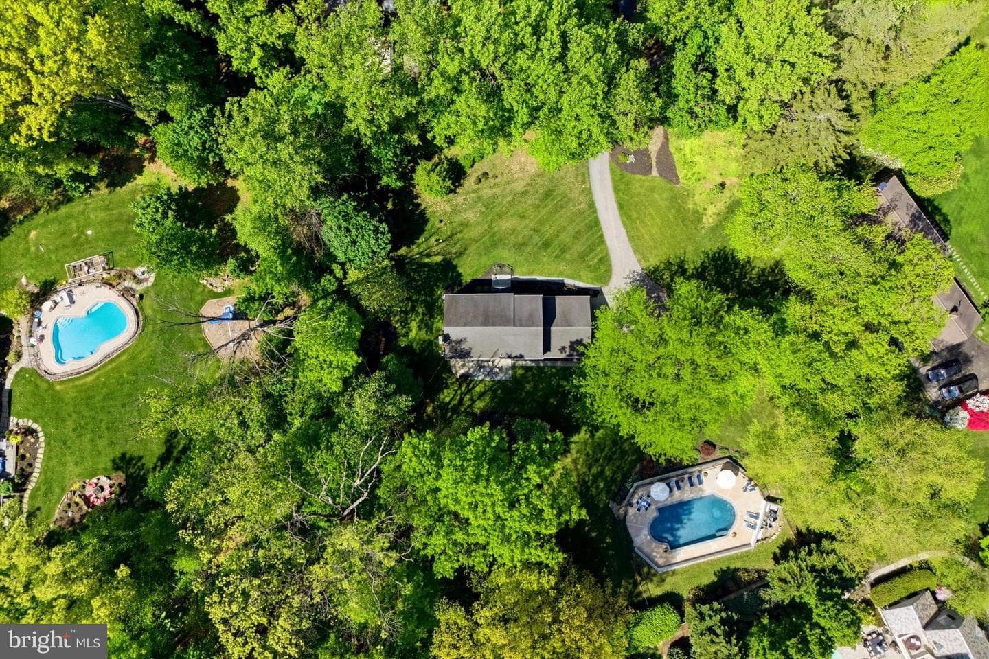 1089 Broadview Road photo 42