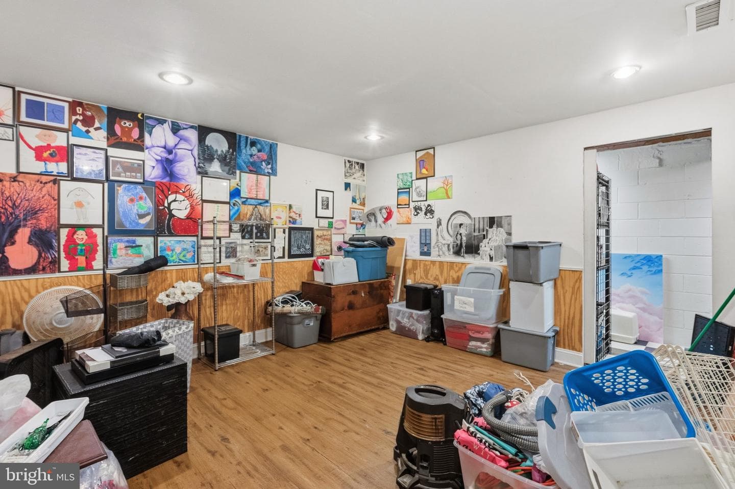 76 Salem Road photo 28