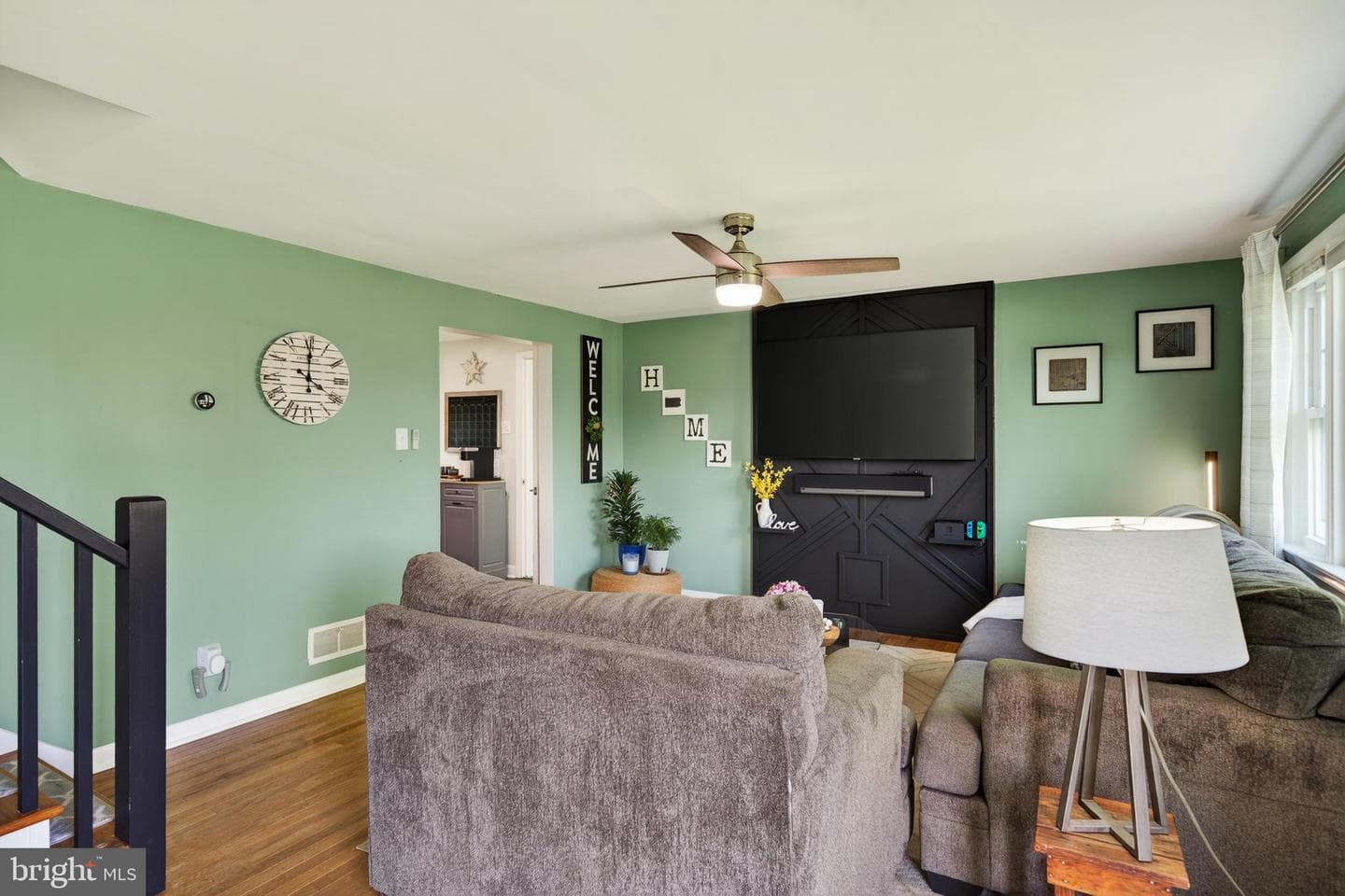 83 Hawthorne Avenue photo 3