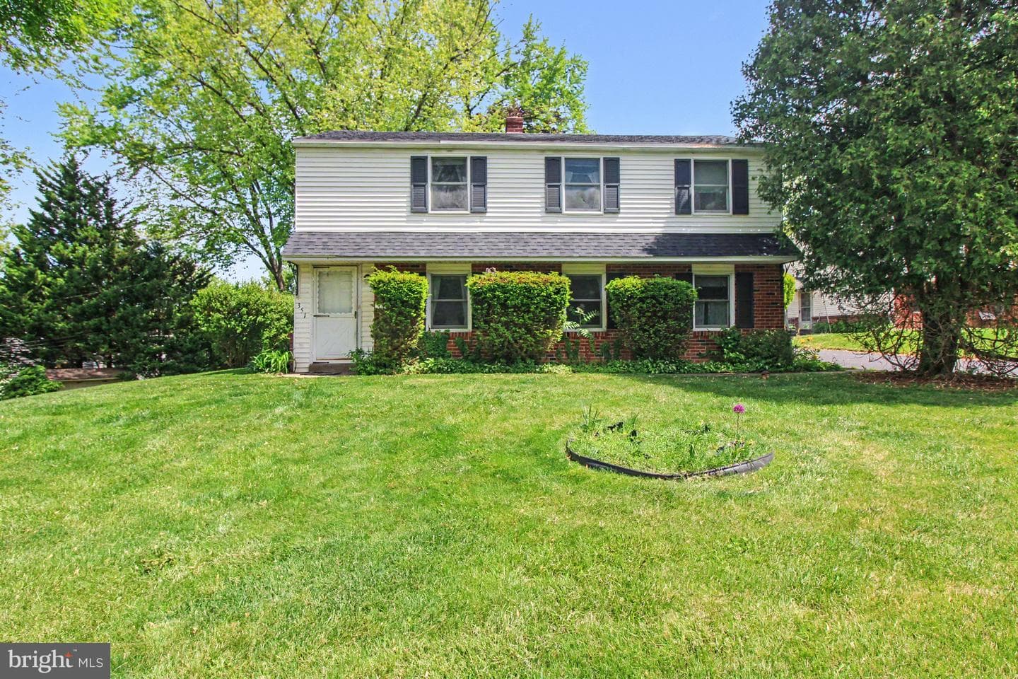 351 Golf View Road photo 3
