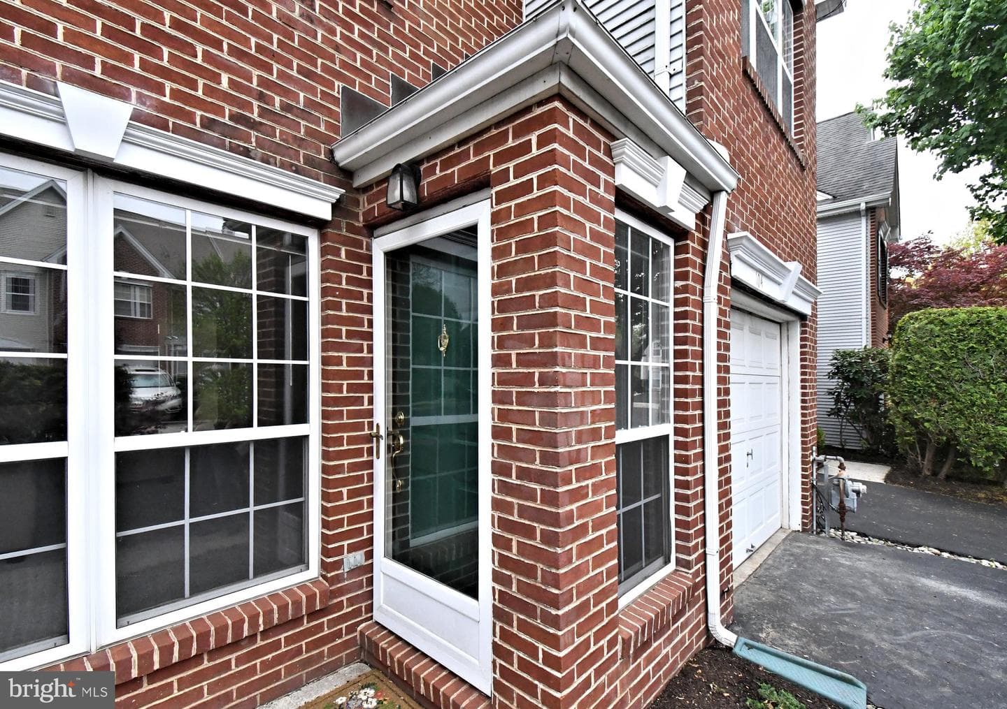 104 Aqueduct Drive photo 3