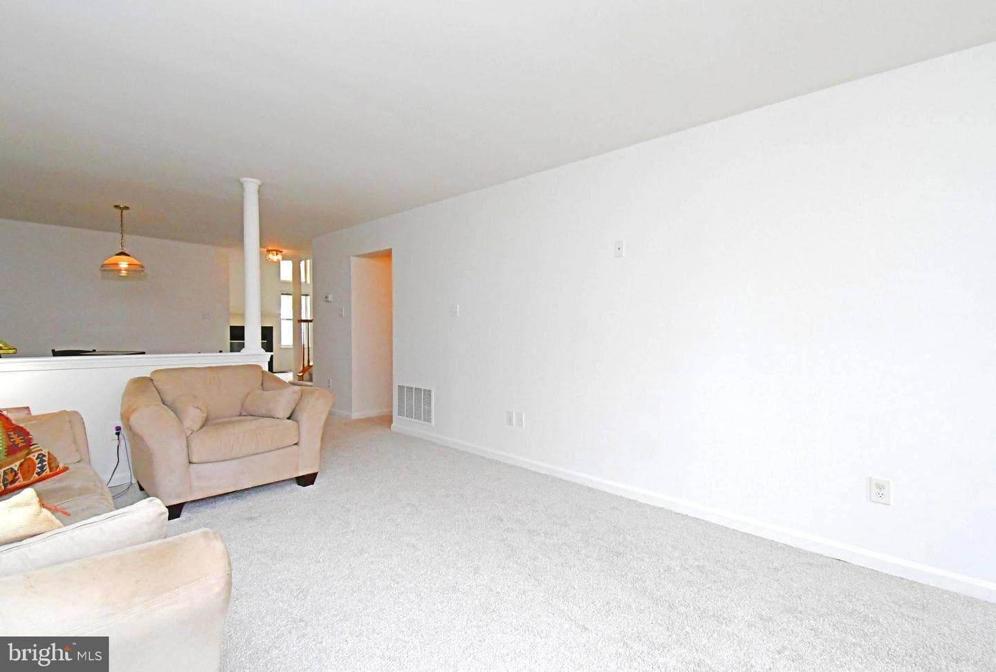 104 Aqueduct Drive photo 5