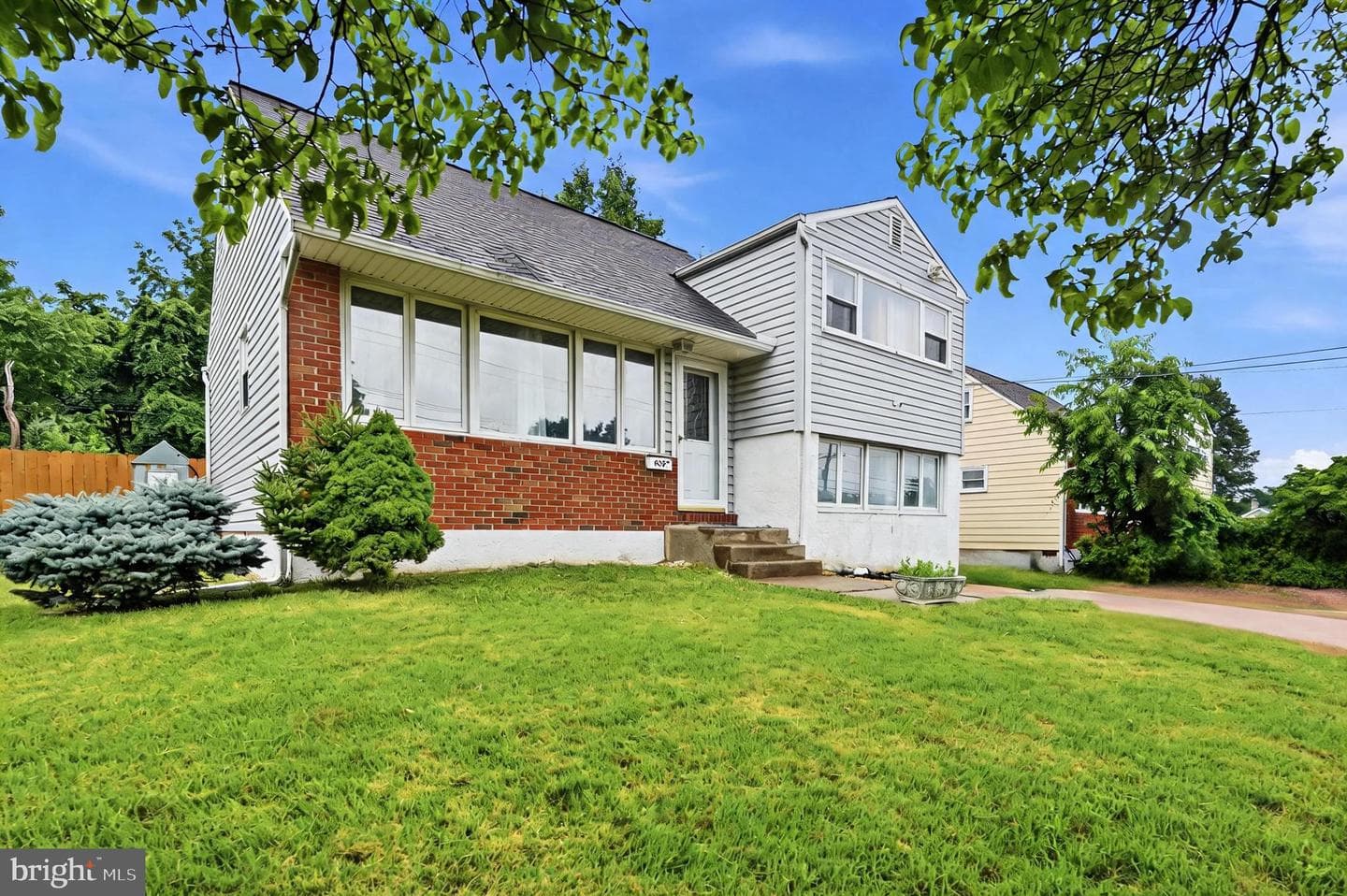 635 W County Line Road, Hatboro