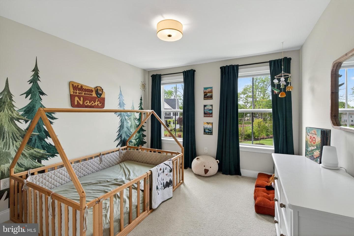 2560 Holly Ln photo 27